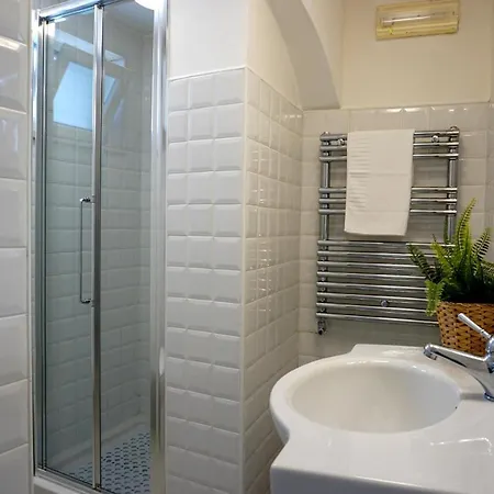 Apartament Vittorio Emanuele 71 *